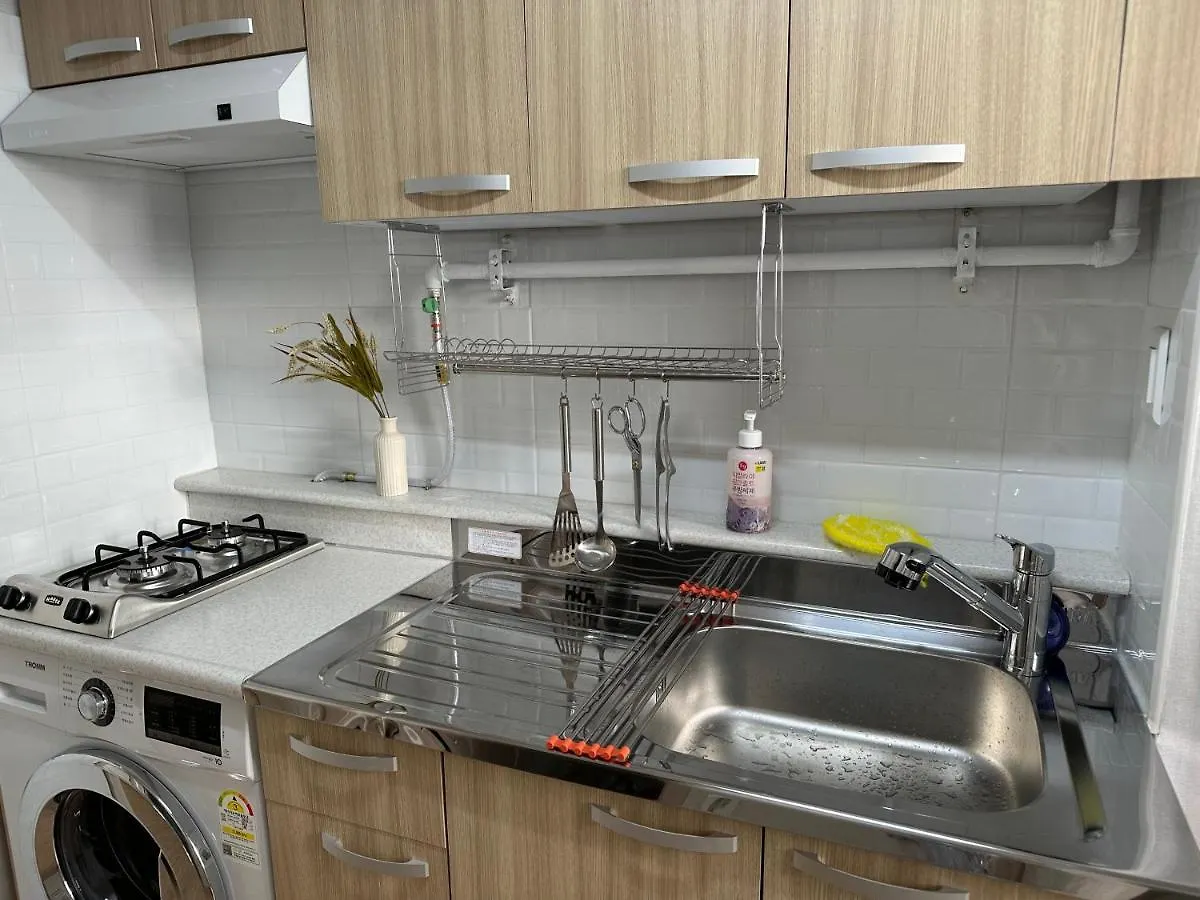Apartment M Stay Near Mokdong Station Seoul